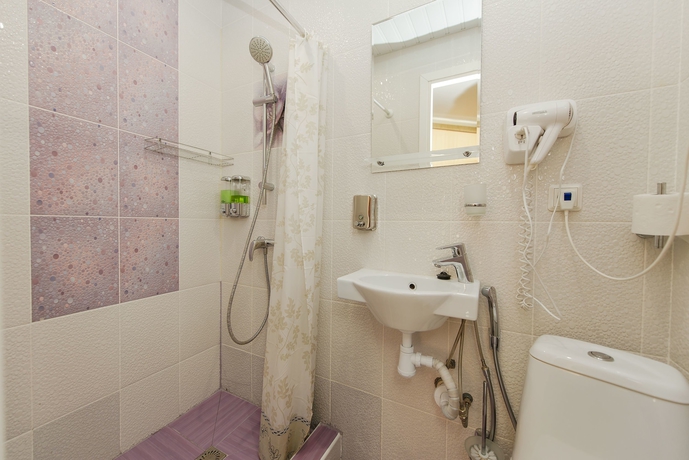 Imagen de la habitación del Hotel Art Avenue. Foto 14