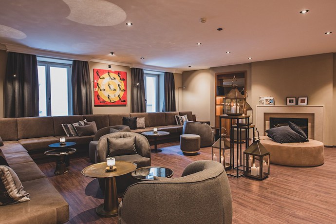 Imagen de los interiores del Hotel Art Boutique Monopol. Foto 19