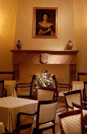 Imagen del bar/restaurante del Hotel Art Commercianti. Foto 1