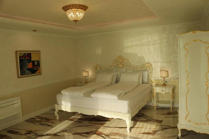 Imagen general del Hotel Art Complex Anel. Foto 1