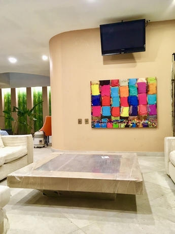 Imagen de los interiores del Hotel Art District. Foto 13