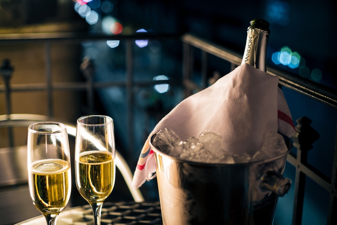 Imagen del bar/restaurante del Hotel Art Factory On Tap - Hostel. Foto 8