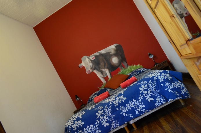 Imagen de la habitación del Hotel Art Factory San Telmo. Foto 3