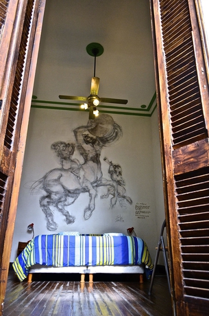 Imagen de la habitación del Hotel Art Factory San Telmo. Foto 4