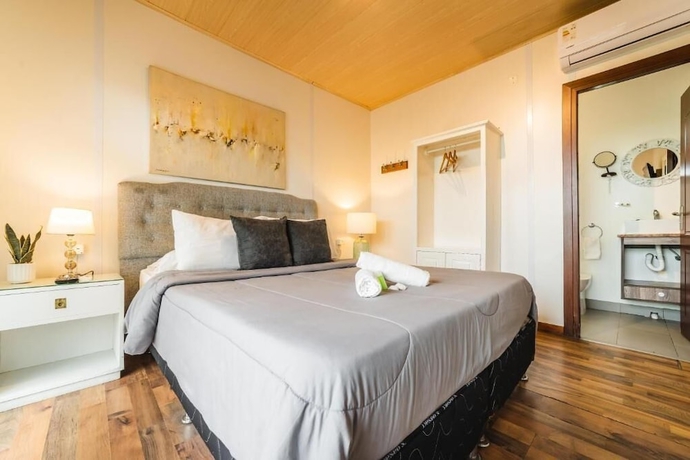 Imagen de la habitación del Hotel Art FyF. Foto 1