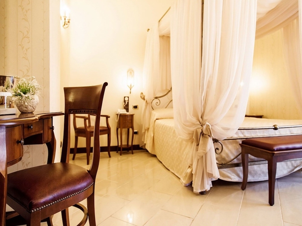 Imagen de la habitación del Hotel Art Hotel Diamond Naxos Taormina. Foto 9