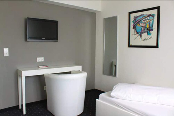 Imagen de la habitación del Hotel Art Ingolstadt. Foto 15