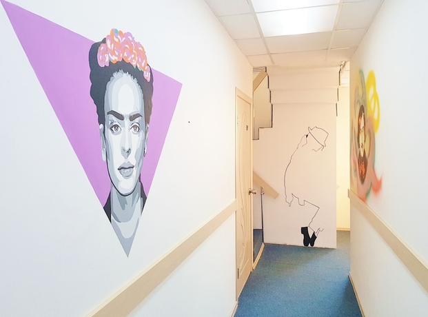 Imagen de los interiores del Hotel Art Inn. Foto 18