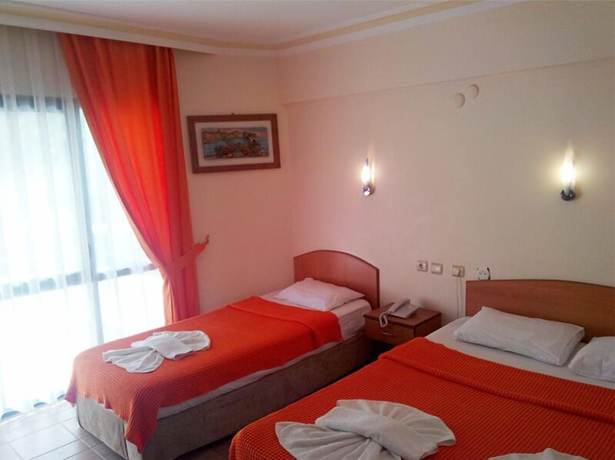 Imagen de la habitación del Hotel Art, Kusadasi. Foto 8