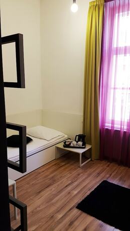 Imagen de la habitación del Hotel Art Like. Foto 25