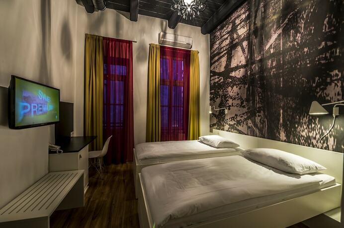 Imagen de la habitación del Hotel Art Like. Foto 26