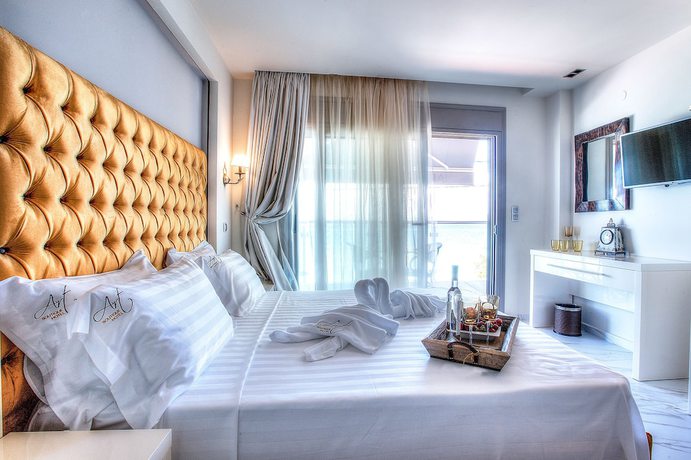 Imagen de la habitación del Hotel Art Luxury Suites. Foto 9