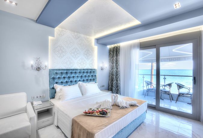 Imagen de la habitación del Hotel Art Luxury Suites. Foto 13