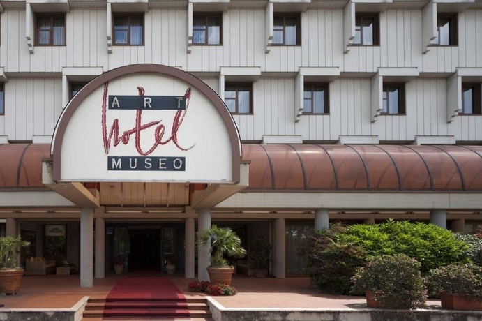 Imagen de los exteriores del Hotel Art Museo. Foto 10