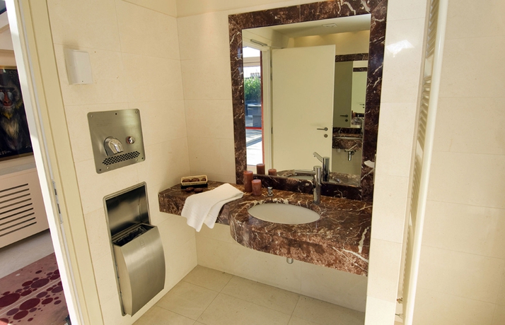 Imagen de los interiores del Hotel Art Navigli. Foto 16