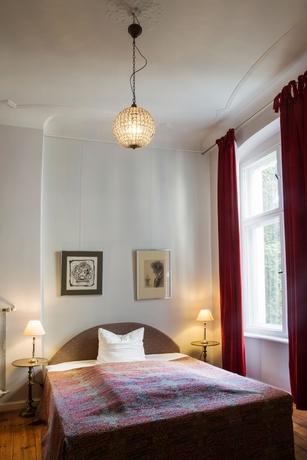 Imagen de la habitación del Hotel Art Nouveau. Foto 5