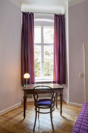 Imagen de la habitación del Hotel Art Nouveau. Foto 9