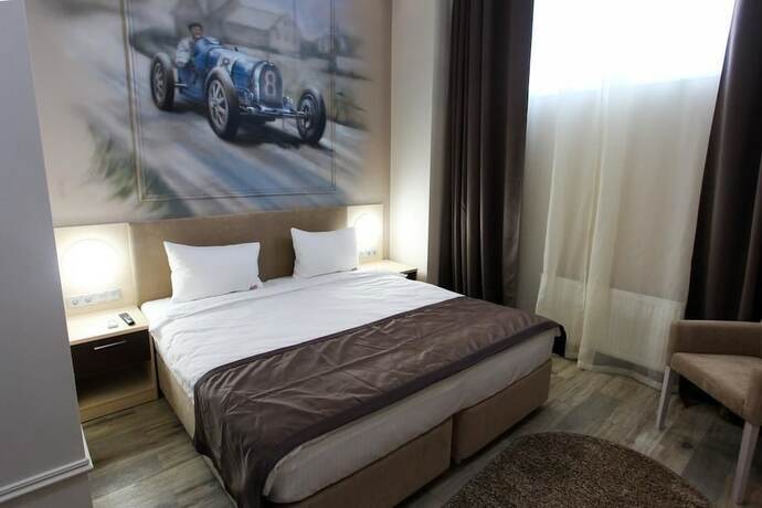 Imagen general del Hotel Art Nring. Foto 6