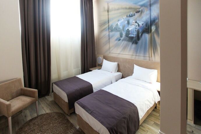Imagen de la habitación del Hotel Art Nring. Foto 15