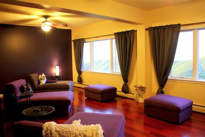 Imagen de los exteriores del Hotel Art Of Living Retreat Center. Foto 9