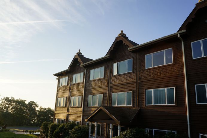 Imagen general del Hotel Art Of Living Retreat Center. Foto 4