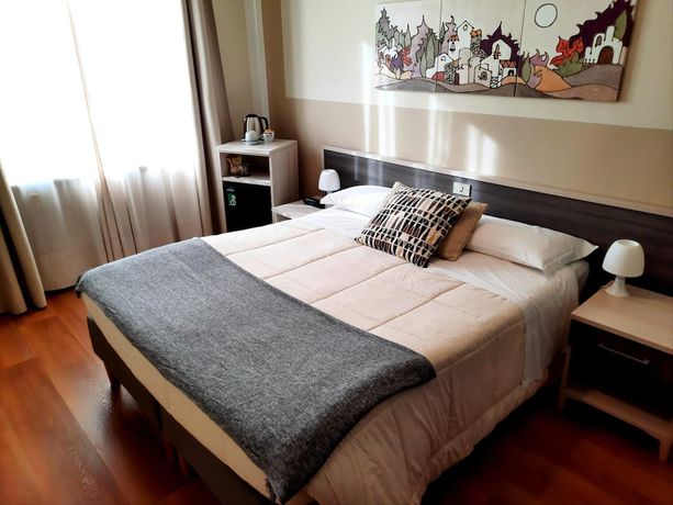 Imagen de la habitación del Hotel Art Pietrasanta. Foto 8