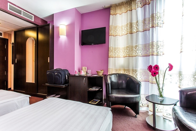 Imagen de la habitación del Hotel Art Plaza, Sofia. Foto 5