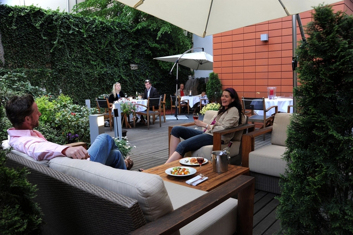 Imagen del bar/restaurante del Hotel Art Prague. Foto 4