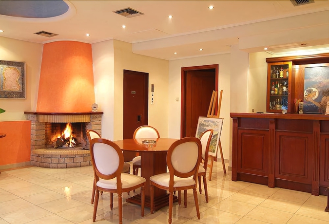 Imagen de los interiores del Hotel Art Pythia. Foto 16