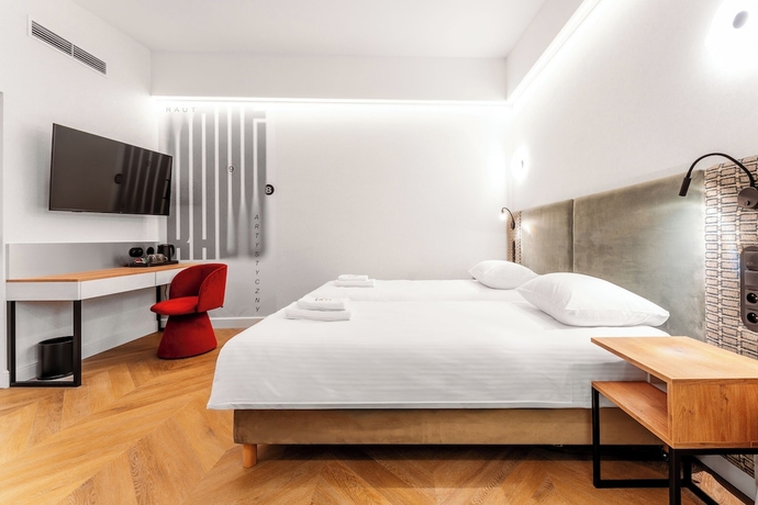 Imagen de la habitación del Hotel Art Queen Aparthotel. Foto 3