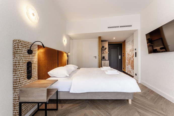Imagen de la habitación del Hotel Art Queen Aparthotel. Foto 14