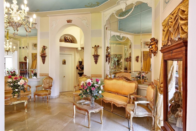 Imagen de los interiores del Hotel Art Resort Galleria Umberto. Foto 9