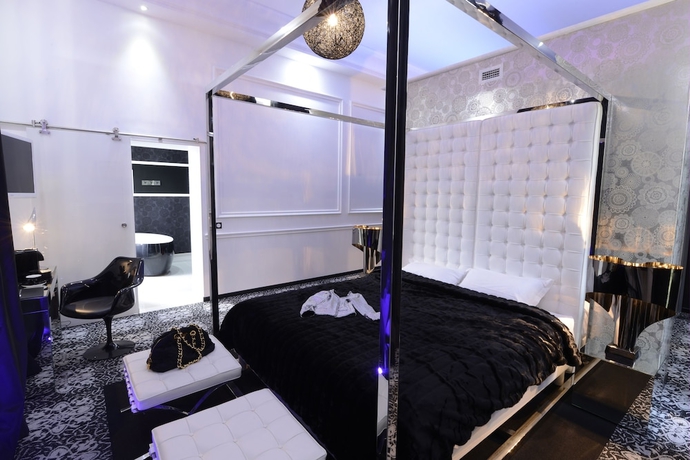 Imagen de la habitación del Hotel Art Rochecorbon. Foto 8