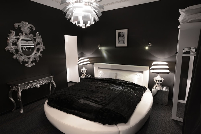 Imagen de la habitación del Hotel Art Rochecorbon. Foto 12