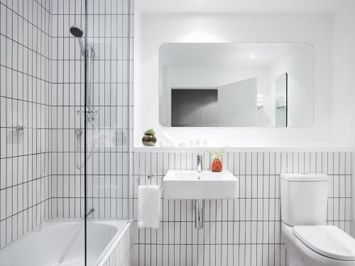 Imagen de la habitación del Hotel Art Series - The Larwill Studio. Foto 12
