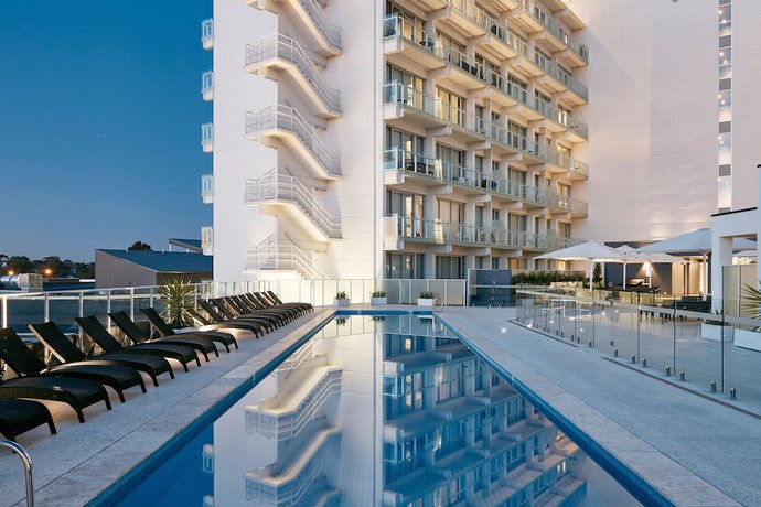 Imagen de la piscina del Hotel Art Series - The Watson. Foto 20