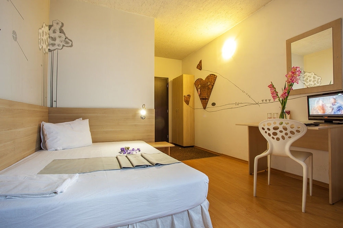 Imagen de la habitación del Hotel Art Simona. Foto 5