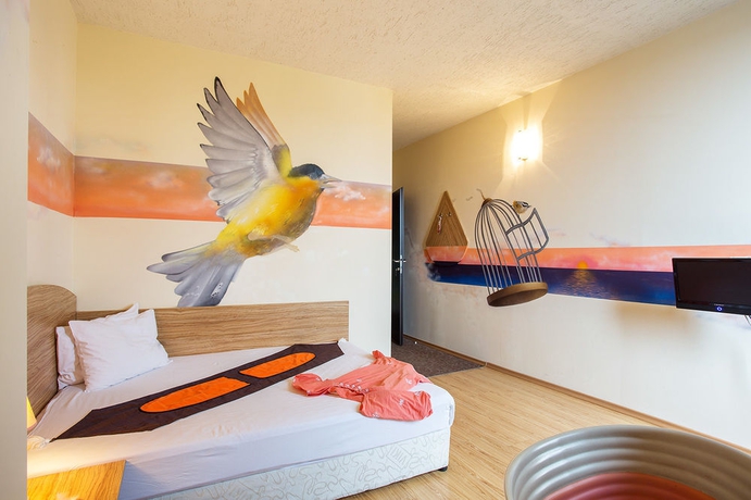 Imagen de la habitación del Hotel Art Simona. Foto 15