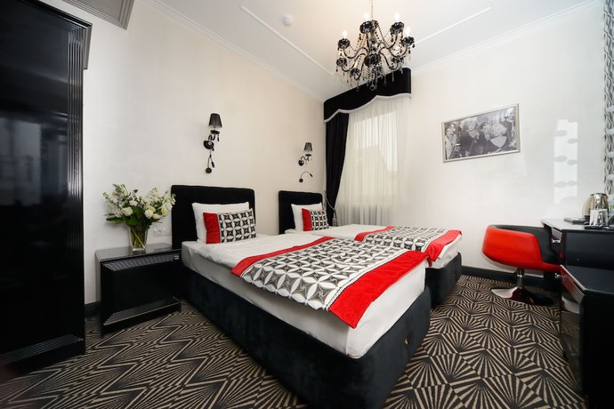 Imagen de la habitación del Hotel Art Sofit. Foto 6