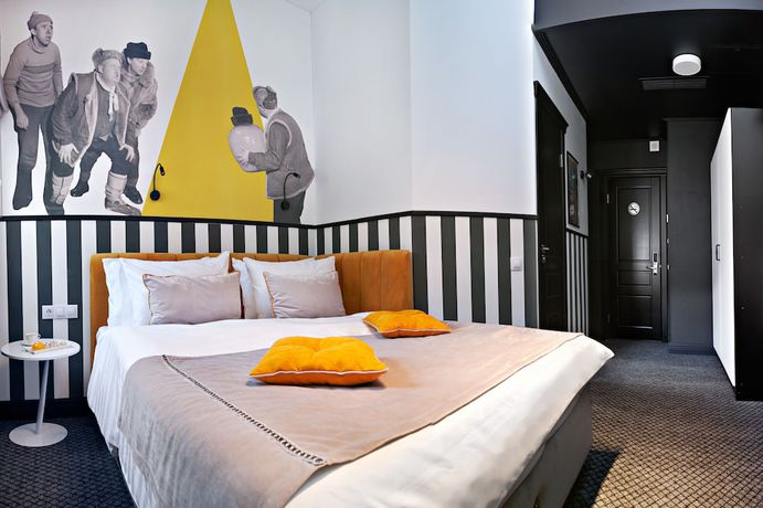 Imagen de la habitación del Hotel Art Sofit. Foto 7
