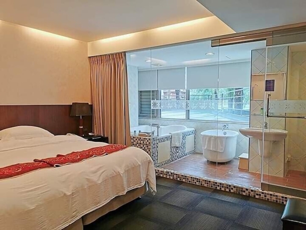 Imagen de la habitación del Hotel Art Spa Hotel. Foto 7