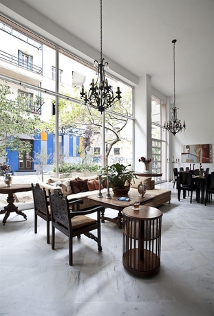 Imagen de los interiores del Hotel Art Suites Athens. Foto 16