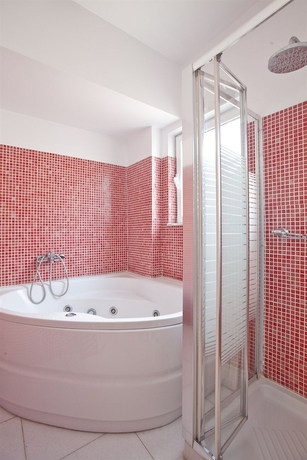 Imagen de la habitación del Hotel Art Suites Athens. Foto 13