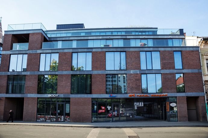 Imagen de los interiores del Hotel Art Szeged. Foto 14