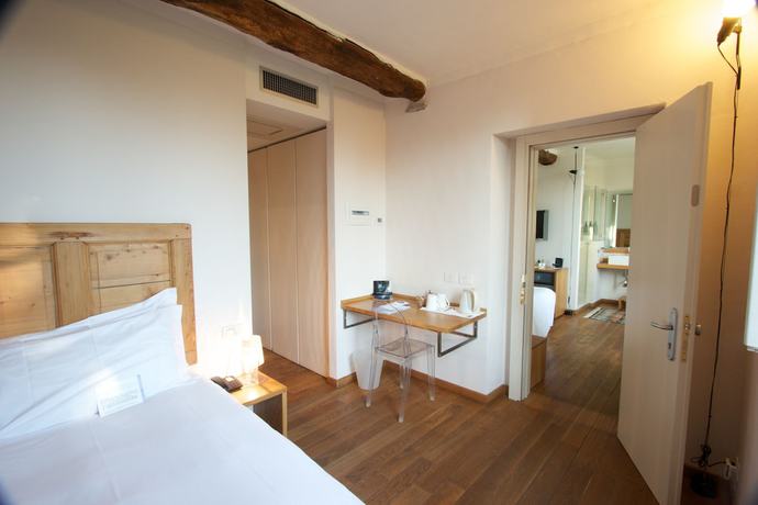 Imagen de la habitación del Hotel Art Varese. Foto 7