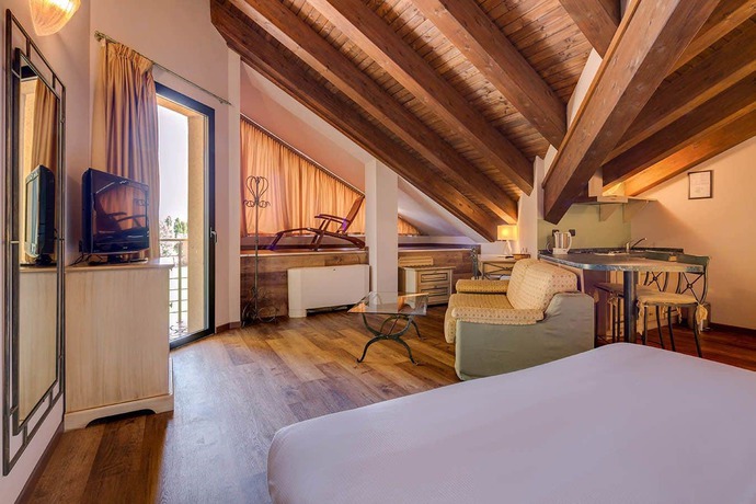 Imagen de la habitación del Hotel Art and. Foto 8