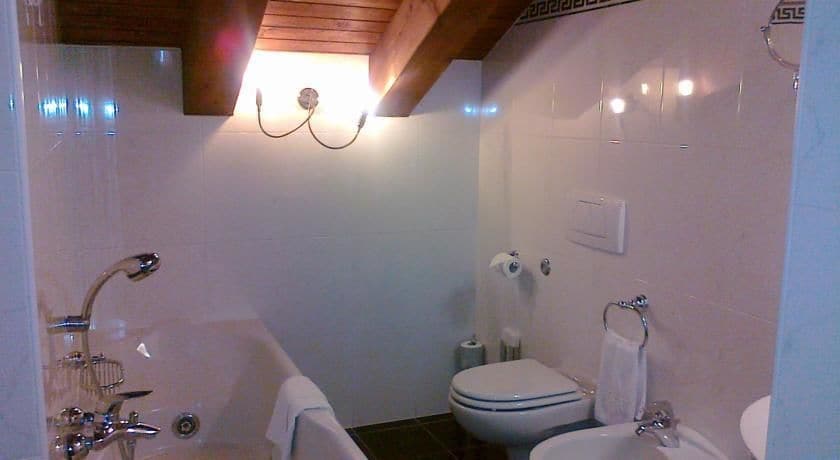 Imagen de la habitación del Hotel Art and. Foto 16