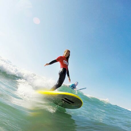 Imagen general del Hotel ArtSurfCamp - Hostel. Foto 9