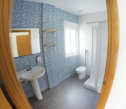 Imagen general del Hotel ArtSurfCamp - Hostel. Foto 14