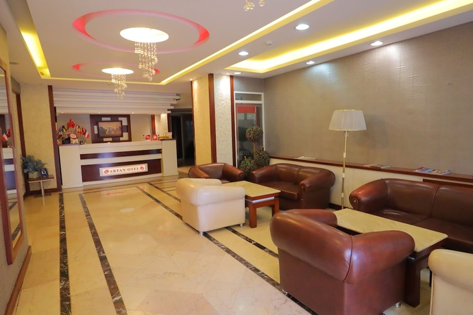 Imagen de los interiores del Hotel Artan. Foto 16